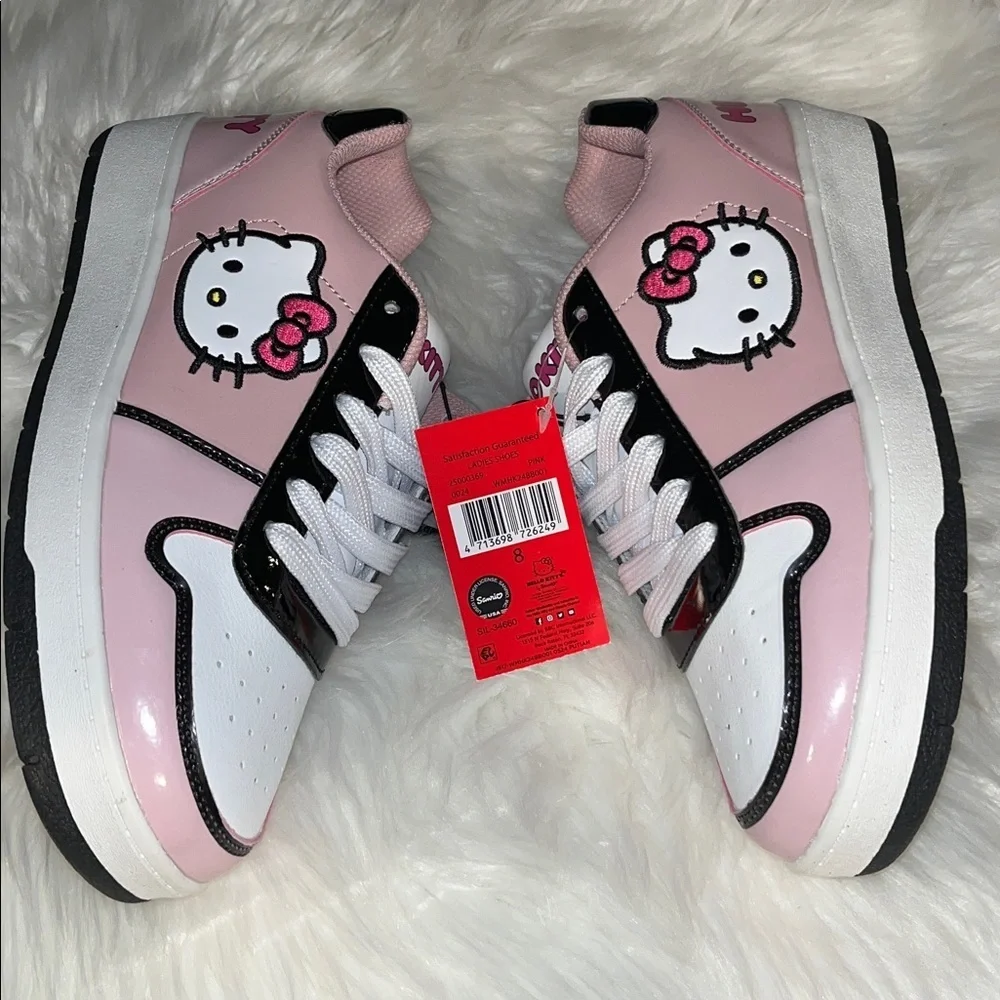 🆕Hello Kitty Sneakers Size 8 - Picture 3 of 9